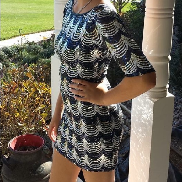 HOMECOMING DRESS - Picture 1 of 1